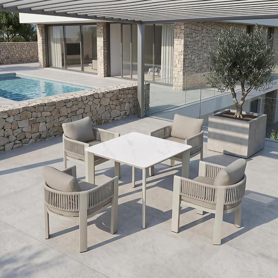 HIGOLD Bala Gartenmöbel-Set mit Tisch und vier Stühlen in Beige